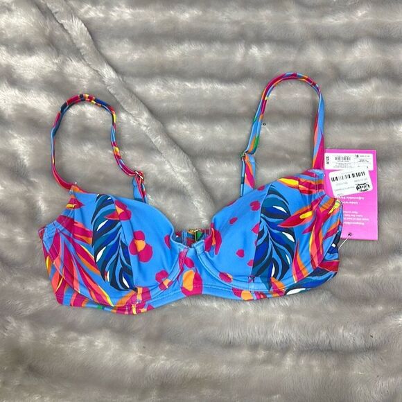 Women's Tropical/Leopard Print Underwire Bikini Top - Tabitha Brown for Target B - Picture 2 of 3